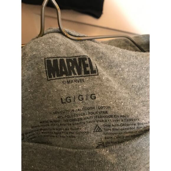 Marvel Comics T-shirt Men's L  Avengers & Venom Lot of 2 - Picture 9 of 10